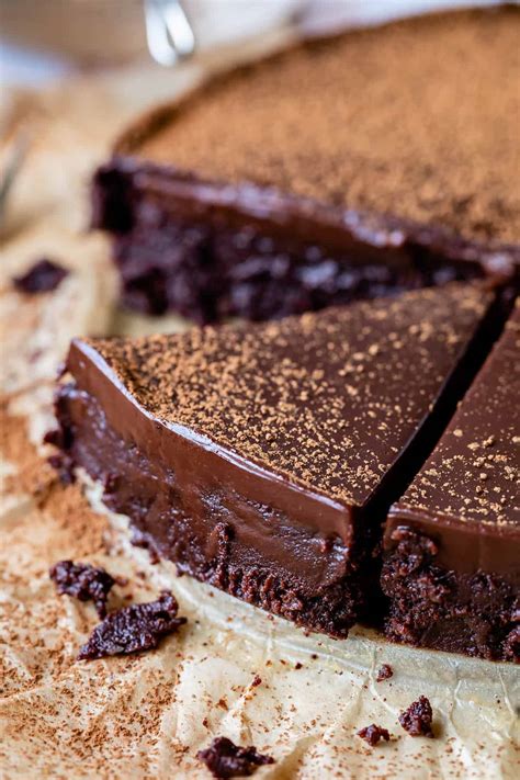 flourless-chocolate-cake-with-ganache-the-food image