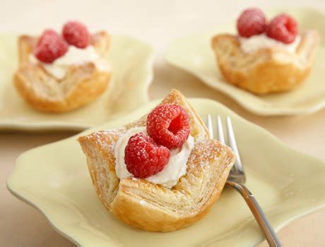 mini-puff-tartlets-puff-pastry image