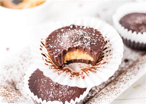 low-carb-peanut-butter-cups-low-carb-recipes-by-thats-low image