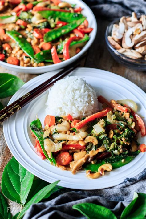 thai-vegetable-stir-fry-savor-the-flavour image