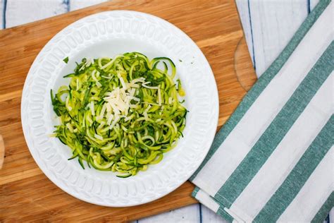 spiralized-summer-squash-with-garlic-and-basil image