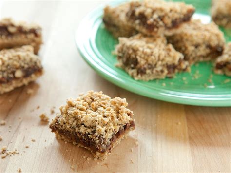 recipe-fig-and-oat-bars-whole-foods-market image