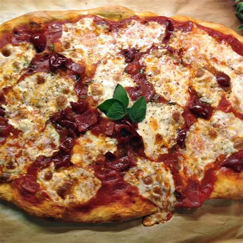 best-piccante-pizza-recipe-how-to-make-easy-pizza image