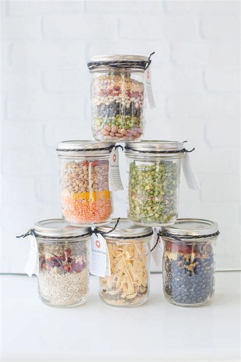 6-homemade-soup-mixes-in-a-jar image