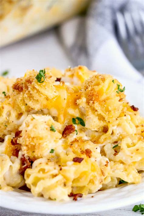 pepper-jack-bacon-mac-and-cheese-tornadough-alli image