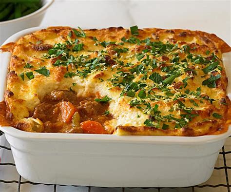 veal-pie-with-cheesy-semolina-topping-australian image