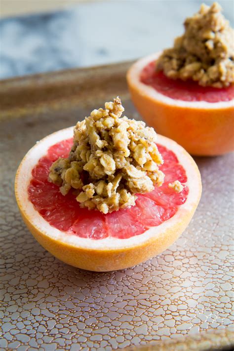 roasted-grapefruit-with-walnut-granola-immaeatthat image