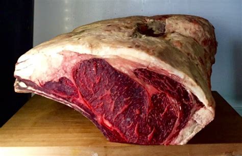 buying-beef-prime-vs-choice-wet-aged-vs-dry-aged image