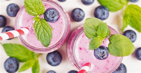 how-to-make-delicious-healthy-herbal-smoothies image