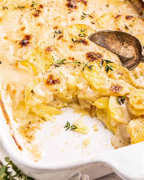 classic-scalloped-potatoes-the-chunky-chef image