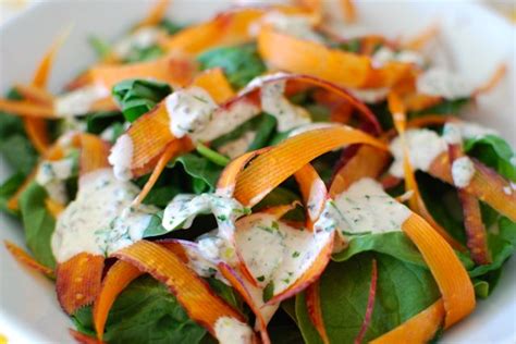 quick-spinach-salad-with-greek-yogurt-dressing image