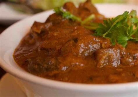 lamb-madras-curry-pot-indian-curry image