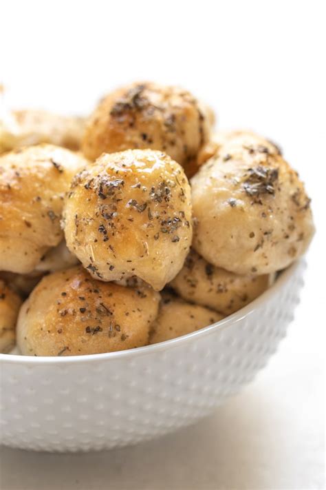 garlic-cheese-bread-easy-and-delicious image