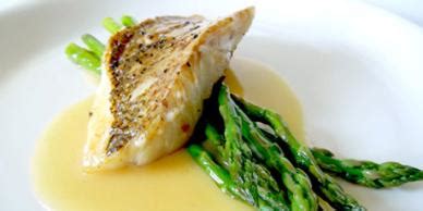 red-snapper-with-lemon-beurre-blanc-asparagus image