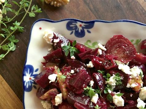roasted-beet-salad-recipe-with-caramelized-onions image