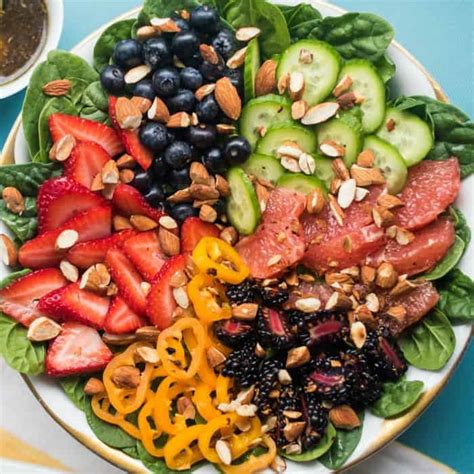 summer-berry-almond-spinach-salad-reluctant image