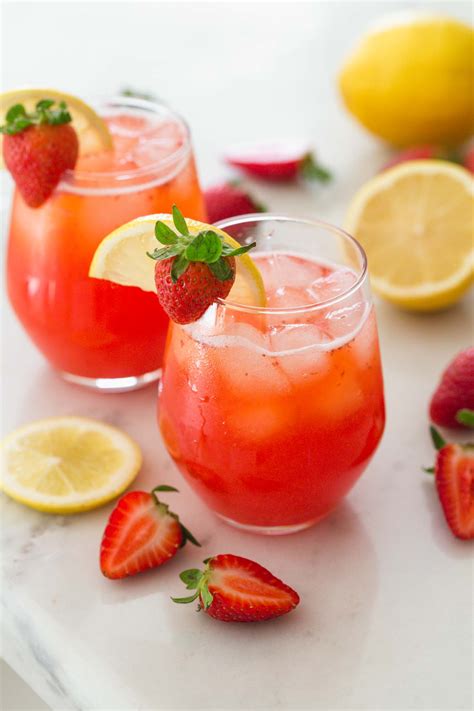 best-homemade-strawberry-lemonade-recipe-little image
