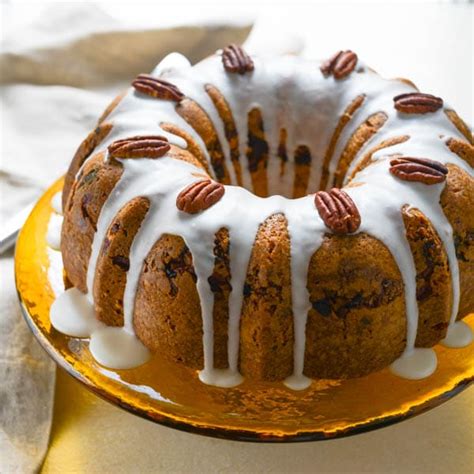 apricot-sour-cream-bundt-cake-garlic-zest image