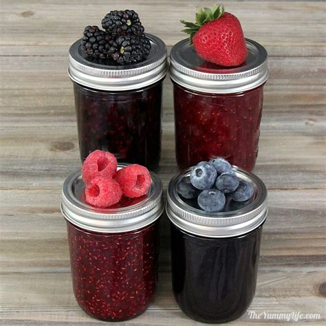 choose-your-berry-jam-3-ingredients-with-no-pectin-the image