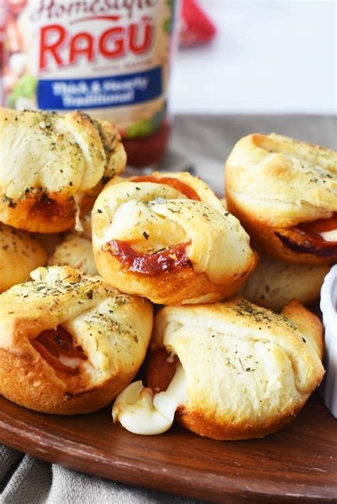 easy-pizza-bombs-recipe-pepperoni-and-cheese image