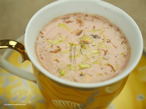 kashmiri-chai-pink-tea-food-fusion image