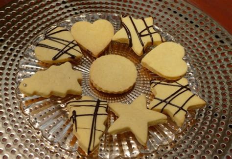 quick-and-easy-shortbread-real-recipes-from-mums image