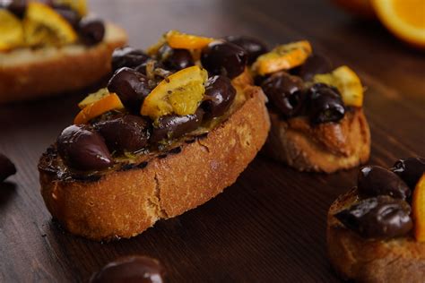 sauteed-olives-oranges-mediterranean-diet-healthy image
