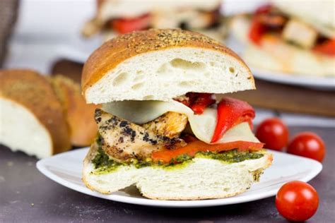 grilled-chicken-pesto-sandwich-recipe-food-fanatic image
