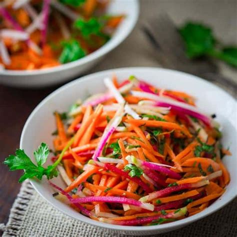 radish-salad-with-carrots image