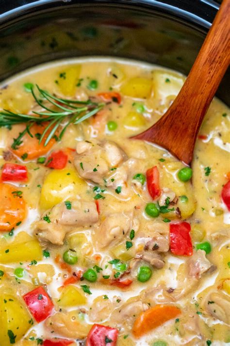 slow-cooker-chicken-stew-sweet-and-savory-meals image