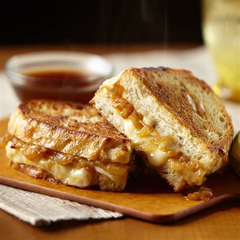 french-onion-grilled-cheese-recipe-land-olakes image