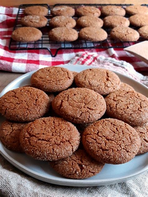 old-fashioned-gingersnaps-my-homemade-roots image
