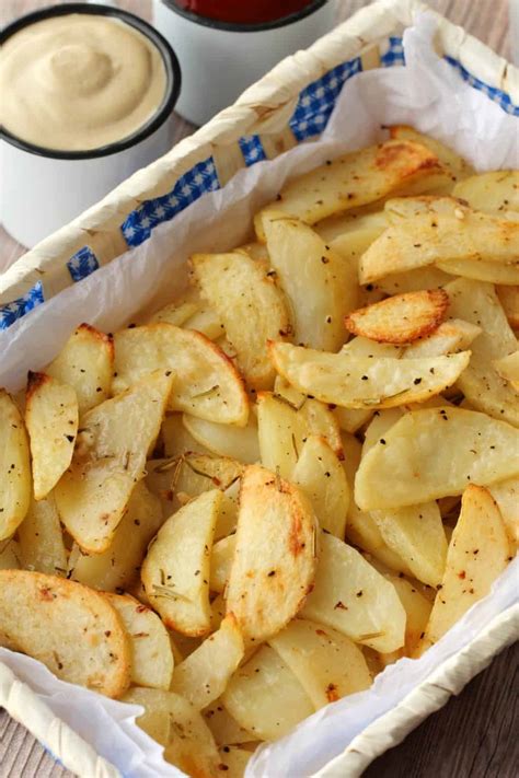 baked-potato-fries-garlicky-and-delicious-loving-it image