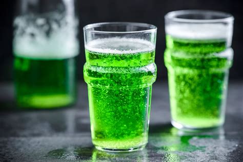 how-to-make-green-beer-for-st-pattys-day-the-spruce image