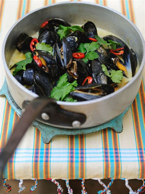 thai-style-mussels-seafood-recipes-jamie-magazine image