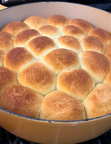 buttery-pull-apart-rolls-leites-culinaria image