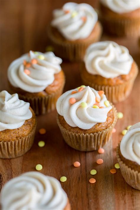 mini-pumpkin-cupcakes-with-cinnamon-cream-cheese image