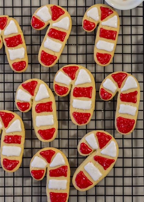 christmas-sugar-cookies-best-sugar-cookie image