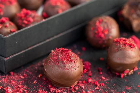 chocolate-raspberry-truffles-momsdish image