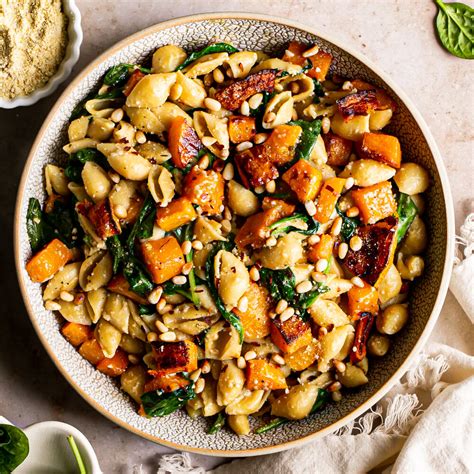 butternut-squash-spinach-pasta-by-healthylittlevittles image