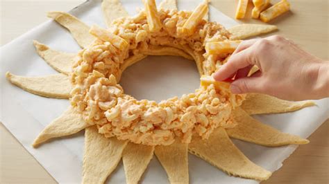 mac-and-cheese-crescent-ring-recipe-pillsburycom image