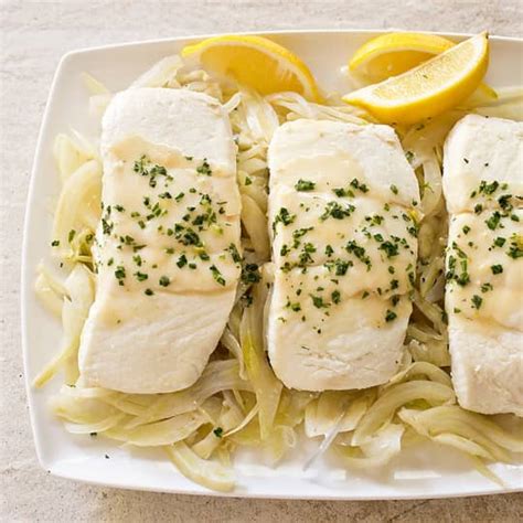 braised-halibut-with-fennel-and-tarragon-cooks image