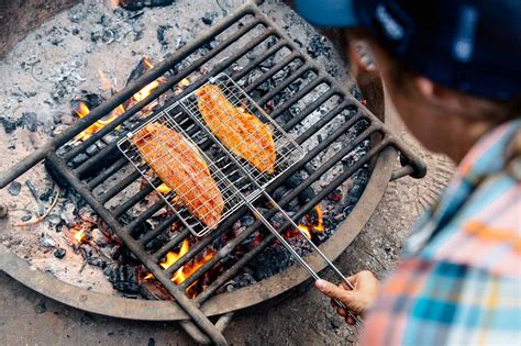 campfire-grilled-fish-tacos-fresh-off-the-grid image