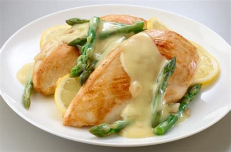 savory-chicken-asparagus-hollandaise-knorr-us image