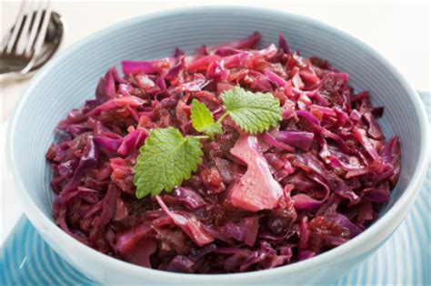 polish-red-cabbage-recipe-czerwona-kapusta image