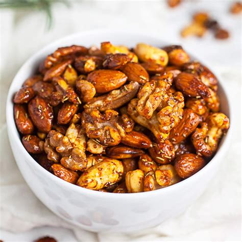roasted-mixed-nuts-with-spiced-maple-glaze-the image