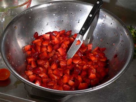 strawberry-bread-recipe-taste-of-southern image