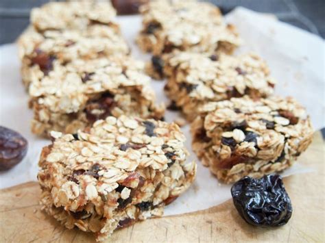 fruity-chewy-granola-bars-carolines-cooking image