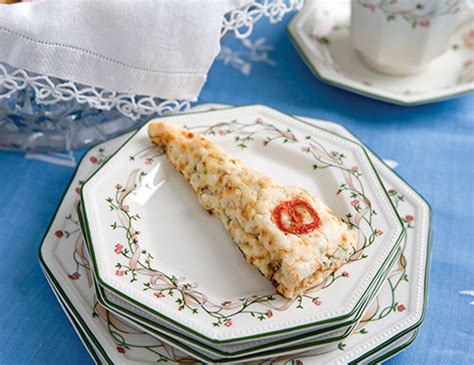 savory-tomato-basil-scones-teatime-magazine image