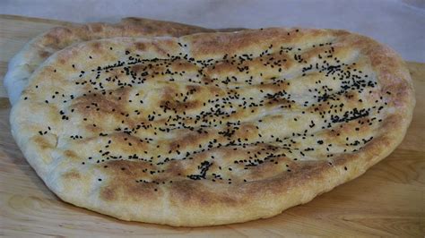 afghan-naan-bread-recipe-naan-khasa-and-paraki image